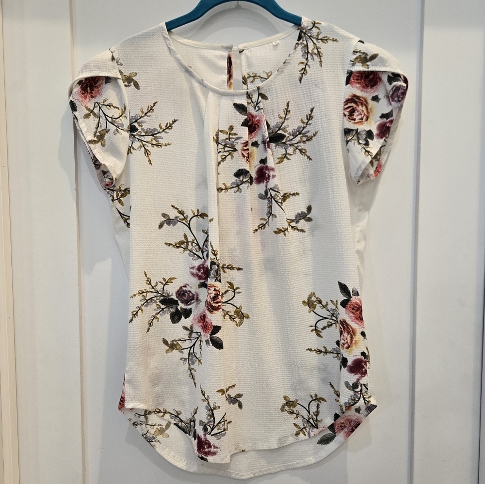 Chic Floral Women's Blouse in White and Pink